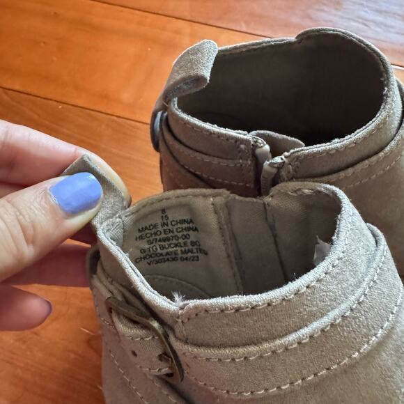 Old Navy New Toddler Boot Shoes Size 8 NWOT - Picture 3 of 5